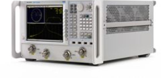 Купить Б/у микроволновый анализатор цепей Keysight N5224A PNA 43,5 ГГц с сертификатом калибровки Производство в сети