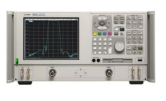 Купить Keysight Agilent E8358A PNA сетевой анализатор от 300 кГц до 9 ГГц Rackmount Производство в сети