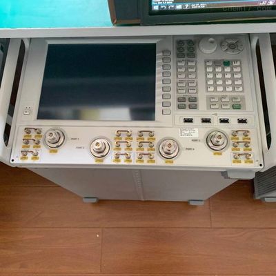Купить Использованный сетевой анализатор PNA-X N5244A с диапазоном частот 10 MHz-43,5 GHz, динамическим диапазоном > 110 дБ и интегрированным вторым источником Производство в сети