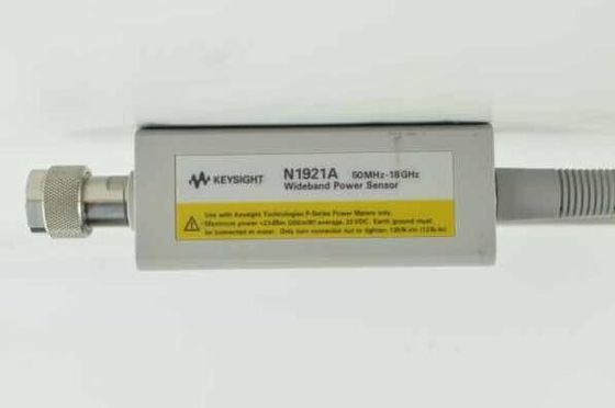 Купить Использованный широкополосный датчик мощности Agilent N1921A серии P от 50 МГц до 18 ГГц с диапазоном от -35 дБм до +20 дБм и форм-фактором Plug-In Производство в сети
