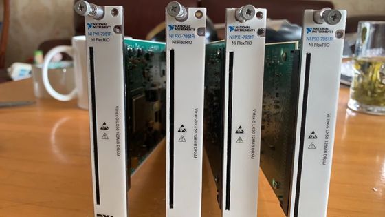 Купить Приобретение данных DAQ многофункциональные национальные инструменты NI PXI-7951R Virtex-5 LX30 FPGA PXI FPGA модуль для FlexRIO Производство в сети