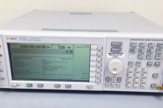 Портативный генератор сигналов Keysight Agilent E4438C ESG RF прочное