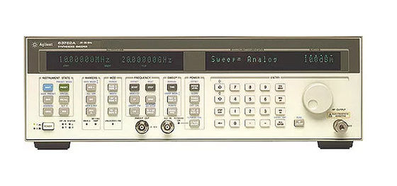 Сетноой-аналогов синтезированный генератор стреловидности RF, метельщик Keysight Agilent 83751A