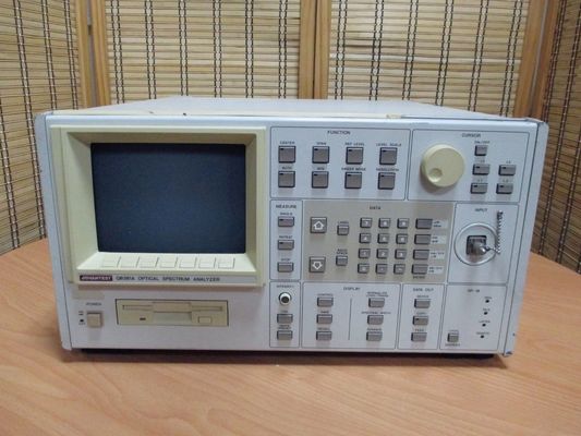 спектральный анализатор 600nm-1750nm ADVANTEST, оптически спектральный анализатор Q8381