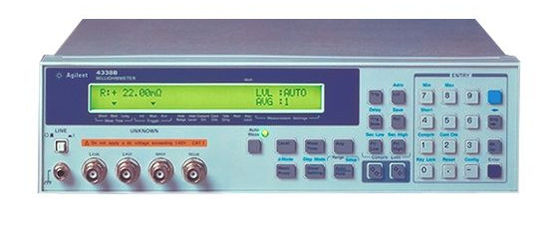 Измерение 34MS AC метра 1KHz миллиома Keysight 4338B Agilent