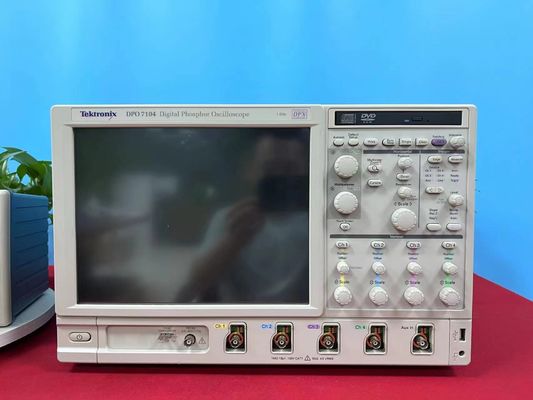 Прочный осциллограф Tektronix DPO7104 с цифровым люминофором 1 ГГц