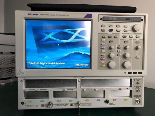 Цифровой осциллограф стробирования Tektronix DSA8300 с 16-битным АЦП, полосой пропускания 70 ГГц и автоматическим тестированием по маске