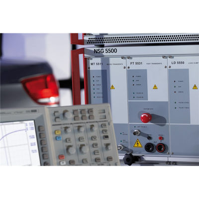 TESEQ NSG 5600/5500 Функционный генератор для испытания напряжения/магнитного поля/синусоидального