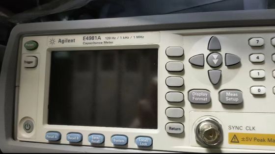 Испытано в полных условиях работы Keysight Agilent E4981A Капацитантный счетчик Точность LCR-метров