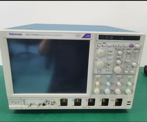 Tektronix DSA72504D осциллоскоп 25 ГГц Цифровой серийный анализатор 4 аналоговых канала Использовано Предварительно владеет