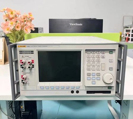 Высокая точность Fluke 6100A Электрический стандарт мощности в условиях полной работы свежая калибровка может быть обеспечена