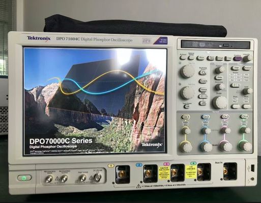 Испытанный цифровой осциллоскоп Tektronix DPO71604C DSA71604C 16 GHz 100 GS/s 4-канальный