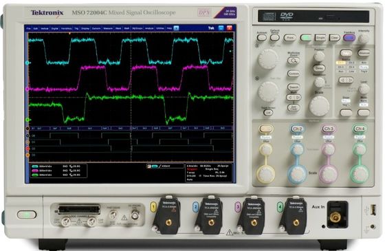 Б/у смешанный сигнальный осциллограф Tektronix MSO72004C с полосой пропускания 20 ГГц, 4 каналами и частотой дискретизации 100 Гвыб/с