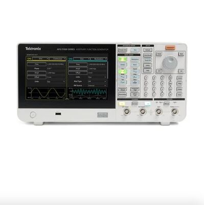 Производитель произвольных функций серии Tektronix AFG31000 с частотой 250 МГц и скоростью отбора проб 2 GSa/s