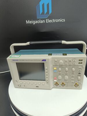 Цифровой фосфорный осциллограф Tektronix TDS3052C с полосой пропускания 500 МГц, 2 каналами и частотой дискретизации 5 Гвыб/с